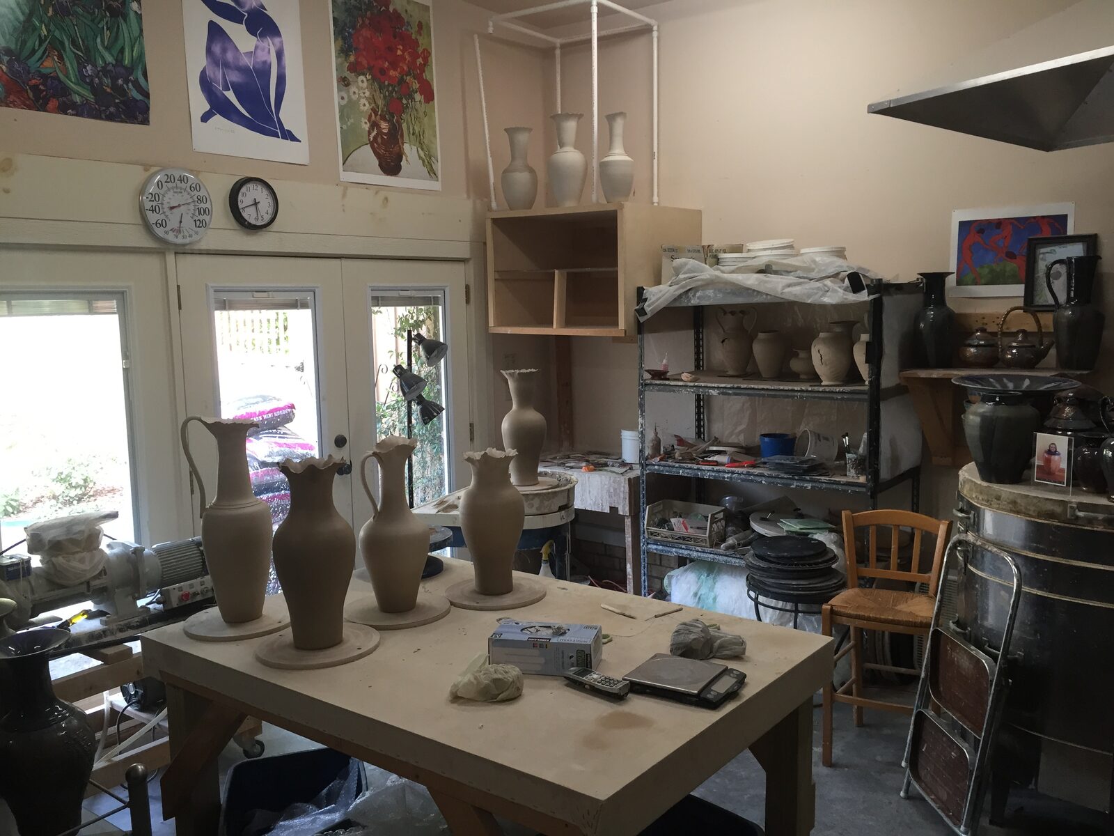 I have been working on what I learned from Kevin Crowe at the J.C. Campbell school in June. I have developed a new style rim to finish the top of the pot