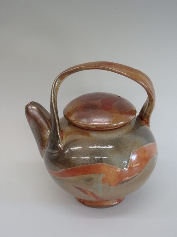 Item#297 Tea Pot 91/2" x 9"
