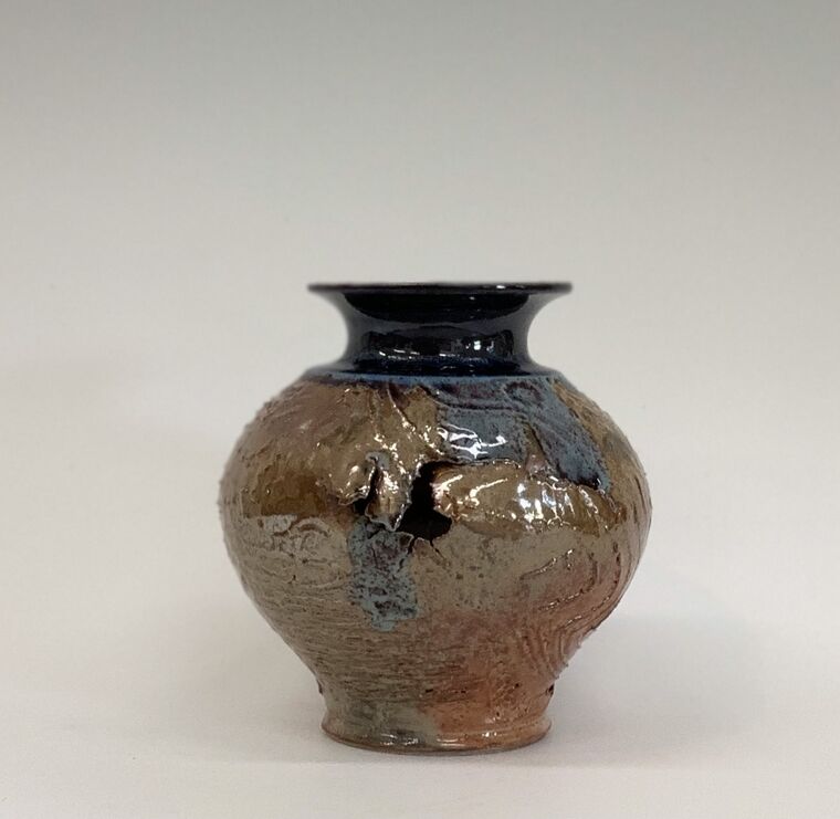 Item#344 Metaphor Torn Pot