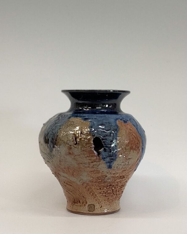 Item#345 Metaphor Split Pot
