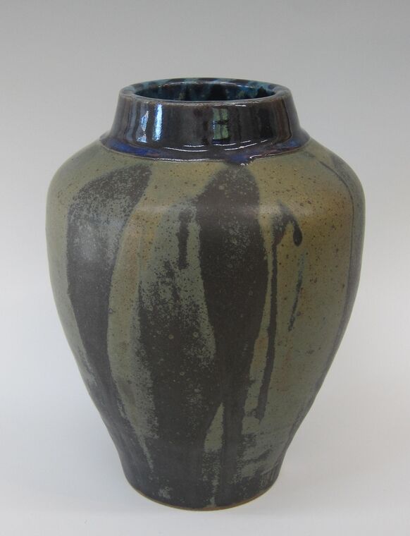 Jar 11 1/2" x 8" Item # 270