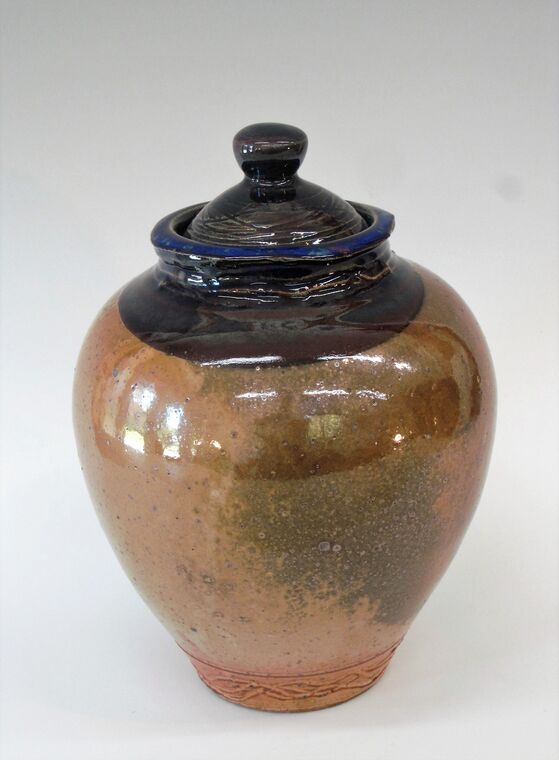 Lidded Jar 10 1/2" x 7" Item # 269